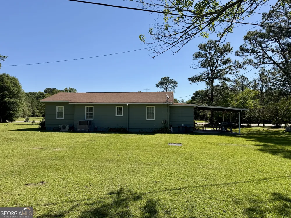 170 Lovely Grove Church RD Eastman, GA 31023