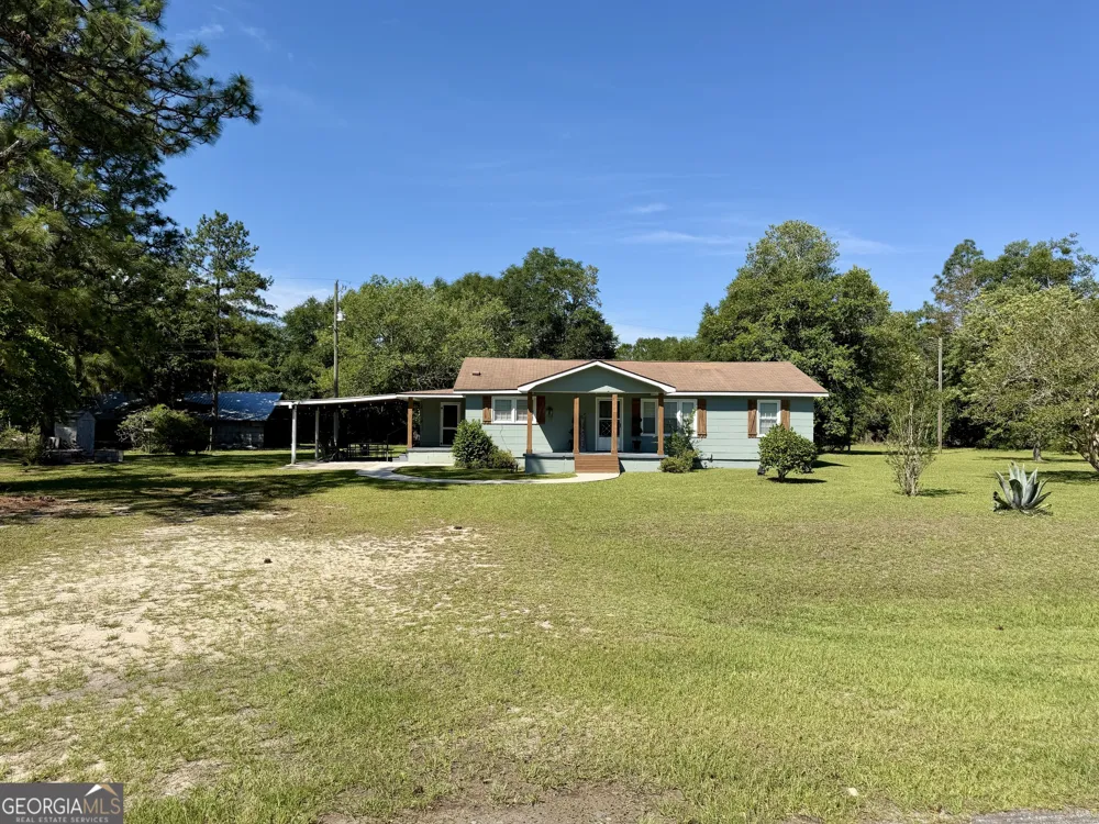 170 Lovely Grove Church RD Eastman, GA 31023