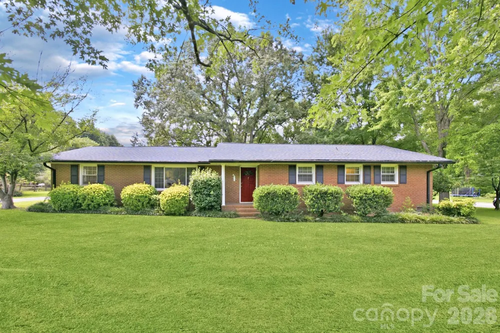 13128 Blacksmith Court Matthews, NC 28105