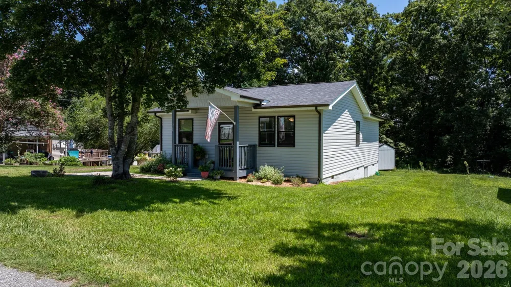 244 Holly Street Hudson, NC 28638