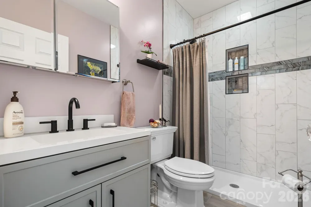 244 Holly Street Hudson, NC 28638