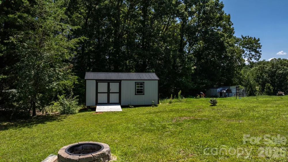 244 Holly Street Hudson, NC 28638