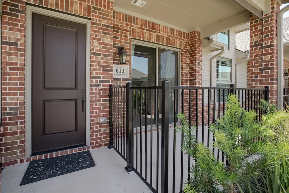 613 Cloverleaf Drive Wylie, TX 75098