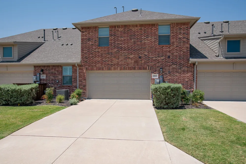 613 Cloverleaf Drive Wylie, TX 75098