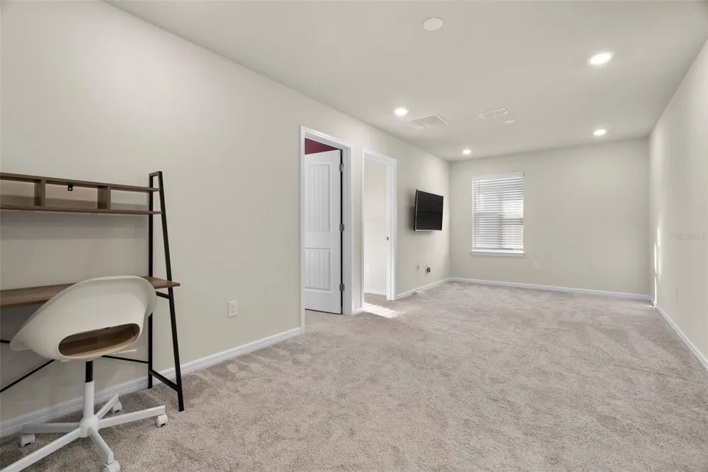 21051 MONZA LOOP Land O Lakes, FL 34638