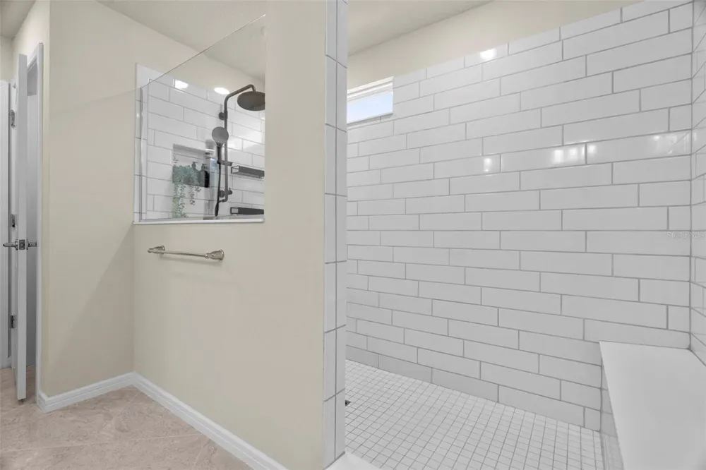21051 MONZA LOOP Land O Lakes, FL 34638