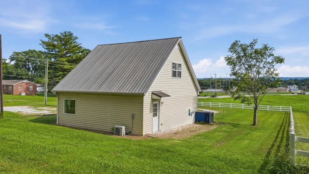 525 Sharp Springs Rd Winchester, TN 37398