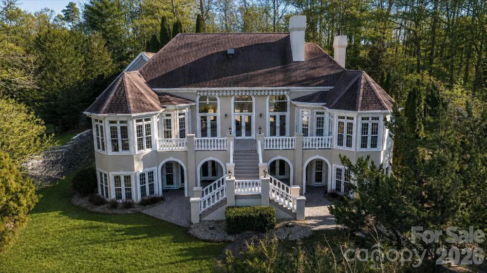 705 Lake Club Drive Nebo, NC 28761