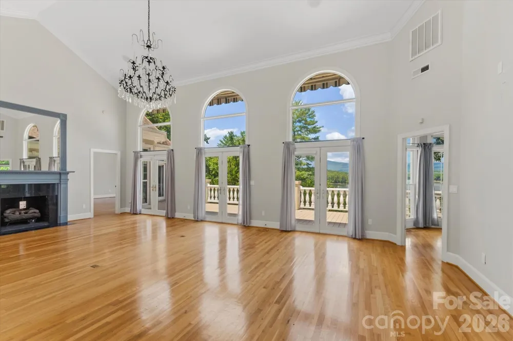 705 Lake Club Drive Nebo, NC 28761