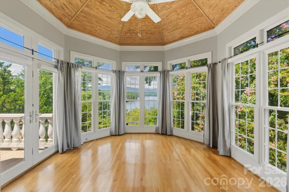 705 Lake Club Drive Nebo, NC 28761
