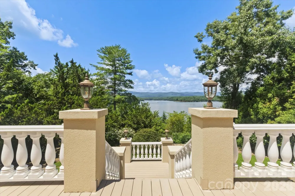 705 Lake Club Drive Nebo, NC 28761