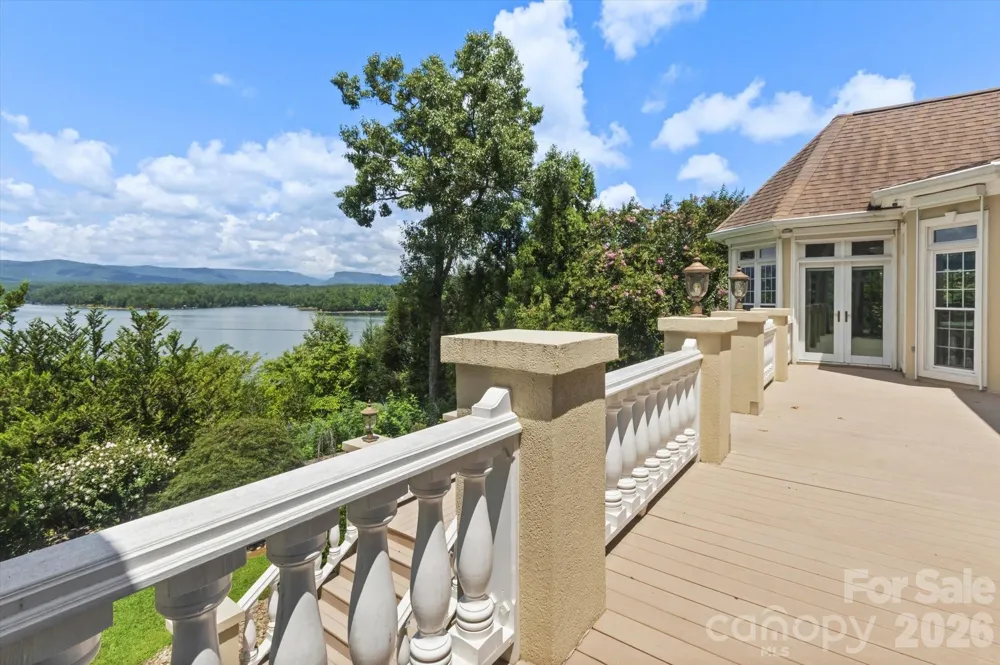 705 Lake Club Drive Nebo, NC 28761