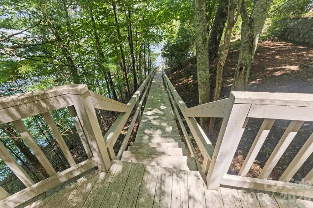 705 Lake Club Drive Nebo, NC 28761