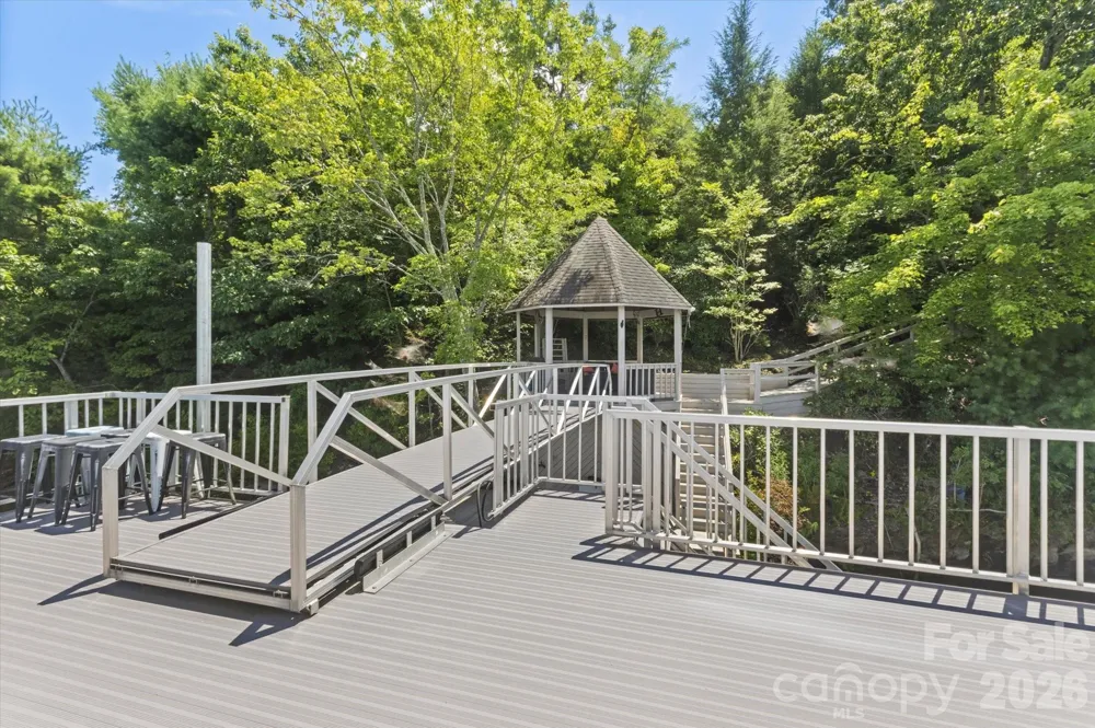 705 Lake Club Drive Nebo, NC 28761