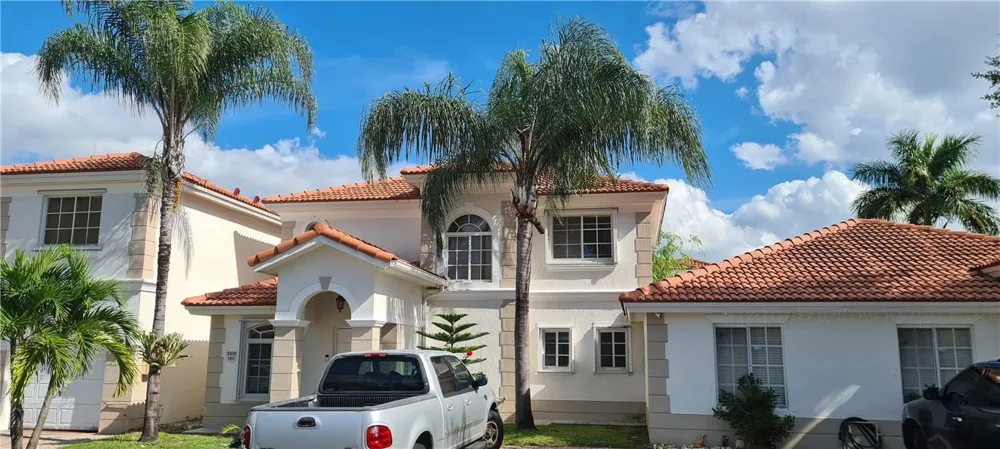 7301 NW 173RD DRIVE NW #101 Hialeah, FL 33015