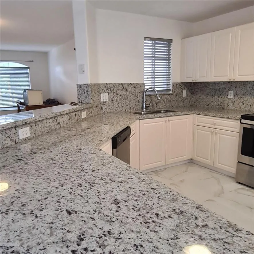 7301 NW 173RD DRIVE NW #101 Hialeah, FL 33015