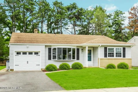 52 Castleton Drive