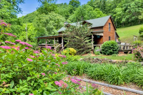 28 Bussell Ln