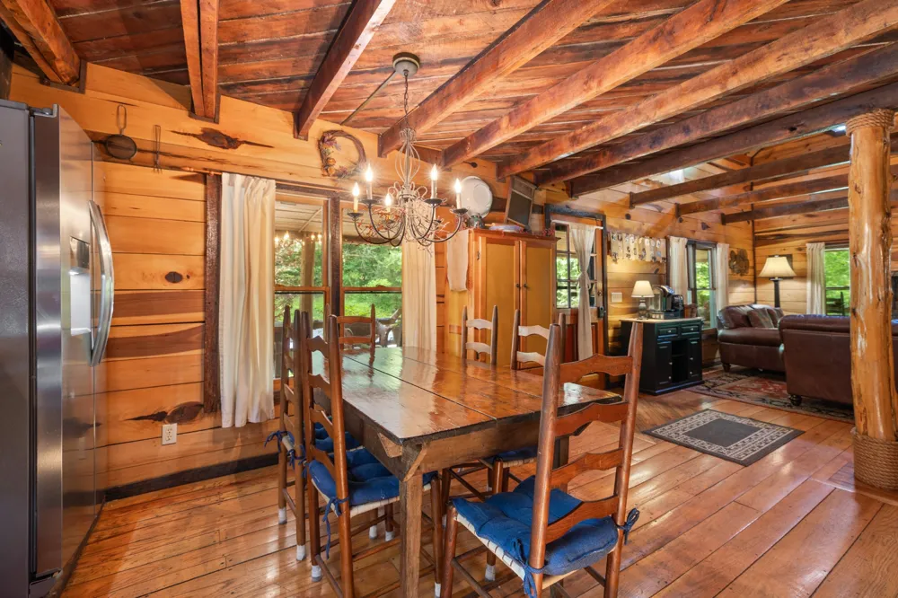 28 Bussell Ln Gordonsville, TN 38563