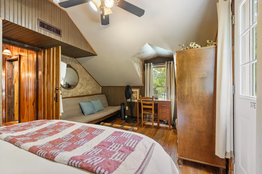 28 Bussell Ln Gordonsville, TN 38563