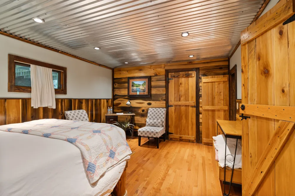 28 Bussell Ln Gordonsville, TN 38563