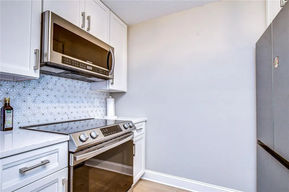 800 S DAKOTA AVENUE #121 Tampa, FL 33606