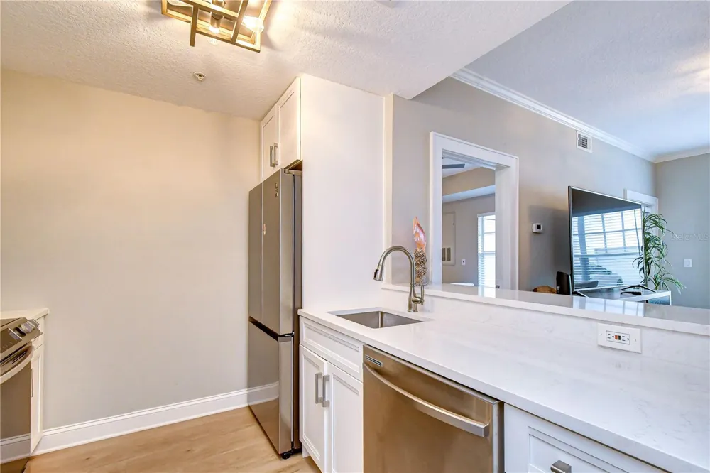 800 S DAKOTA AVENUE #121 Tampa, FL 33606
