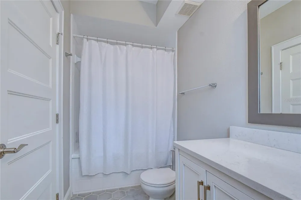 800 S DAKOTA AVENUE #121 Tampa, FL 33606