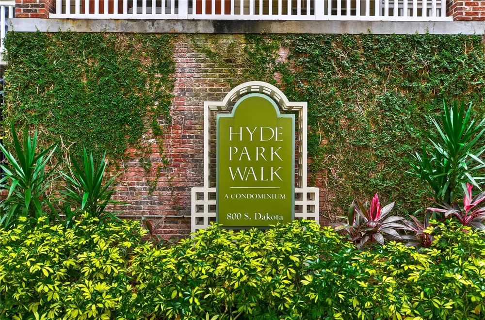 800 S DAKOTA AVENUE #121 Tampa, FL 33606