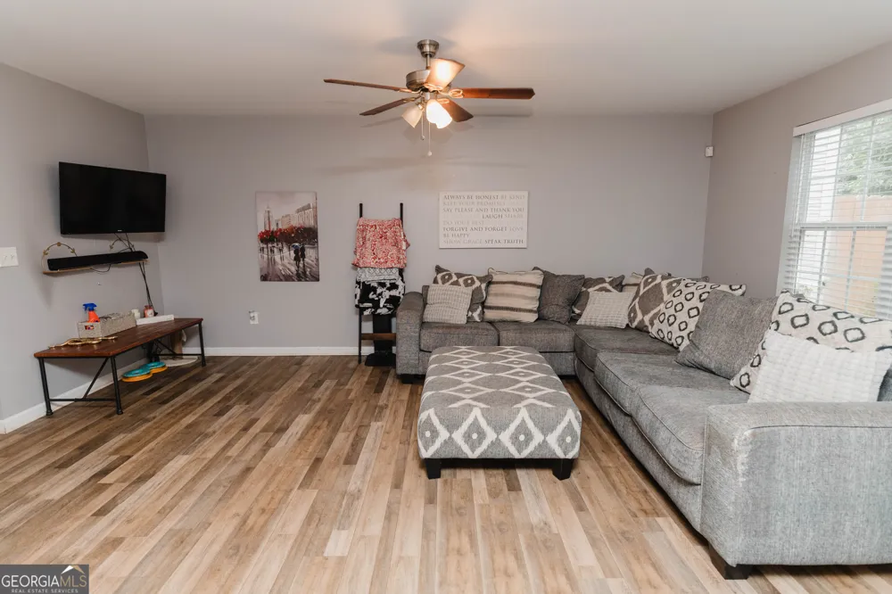 183 Venture PATH Hiram, GA 30141