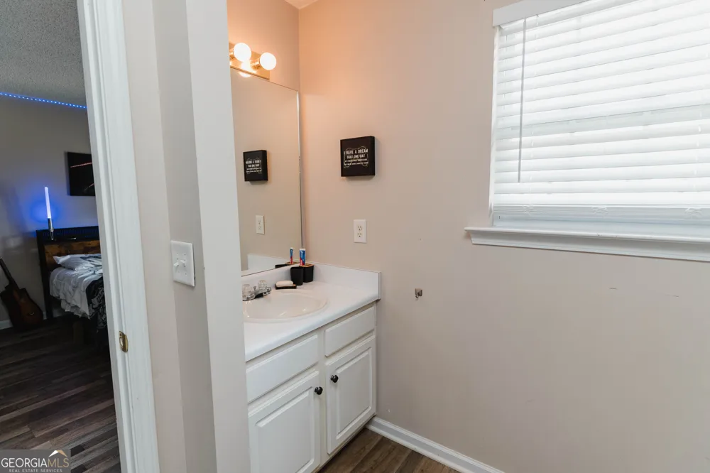 183 Venture PATH Hiram, GA 30141