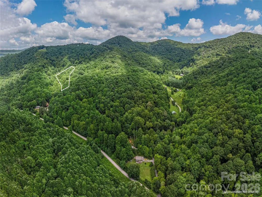 000 Rough Knob Road Clyde, NC 28721