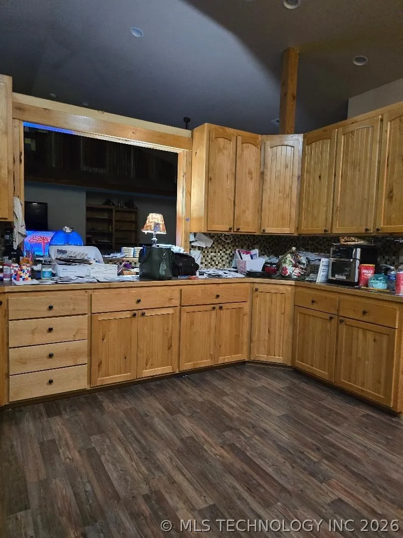 1 4300 ROAD Pawnee, OK 74058