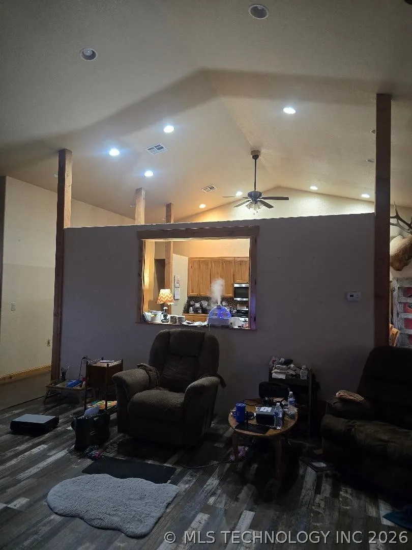 1 4300 ROAD Pawnee, OK 74058