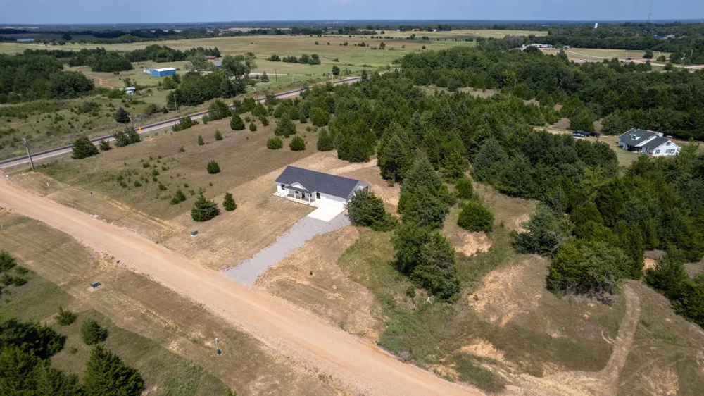 63 Deerfield Colbert, OK 74733