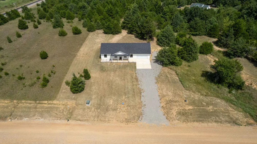 63 Deerfield Colbert, OK 74733