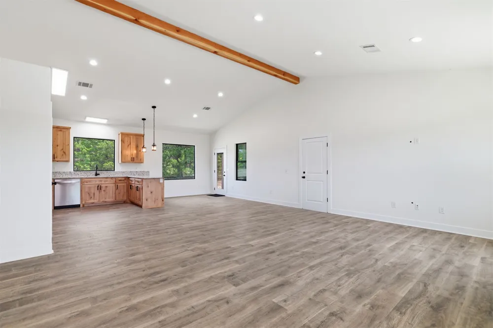 63 Deerfield Colbert, OK 74733