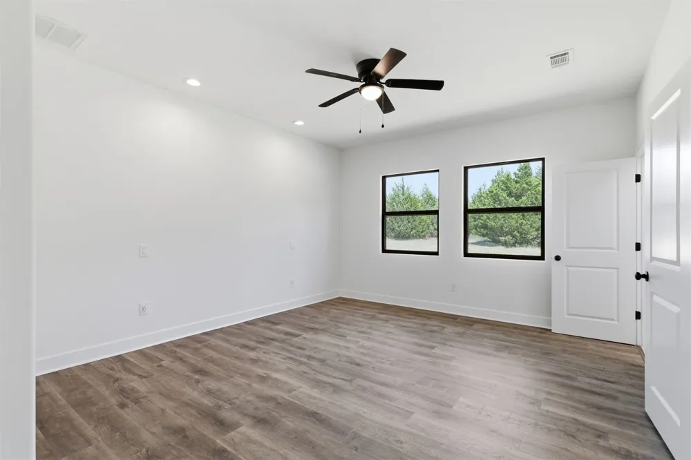 63 Deerfield Colbert, OK 74733