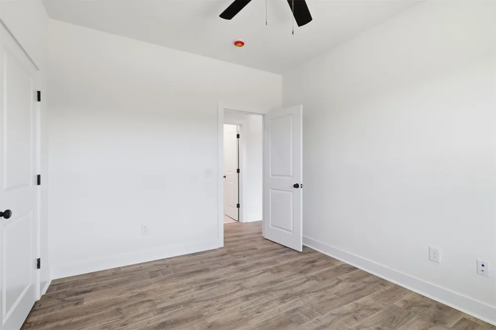63 Deerfield Colbert, OK 74733