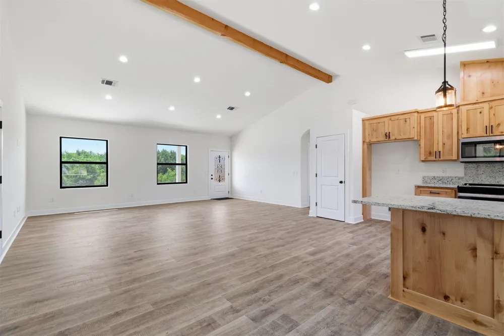 63 Deerfield Colbert, OK 74733