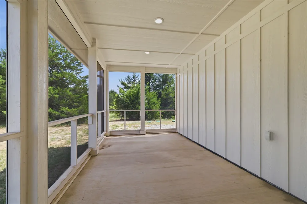 63 Deerfield Colbert, OK 74733