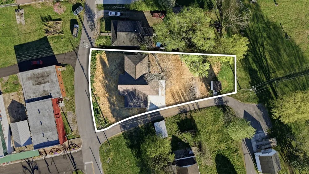 104 Division St Normandy, TN 37360
