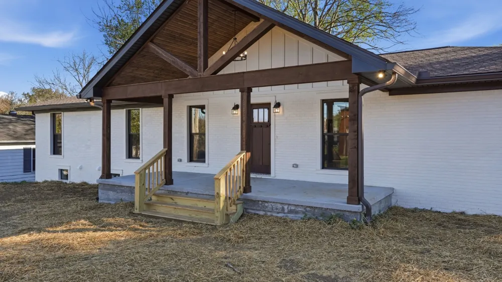 104 Division St Normandy, TN 37360