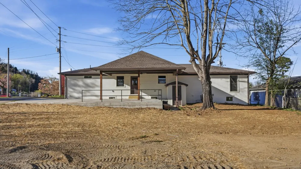 104 Division St Normandy, TN 37360