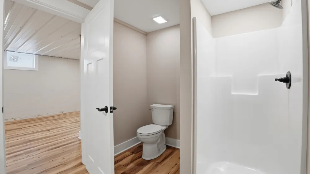 104 Division St Normandy, TN 37360
