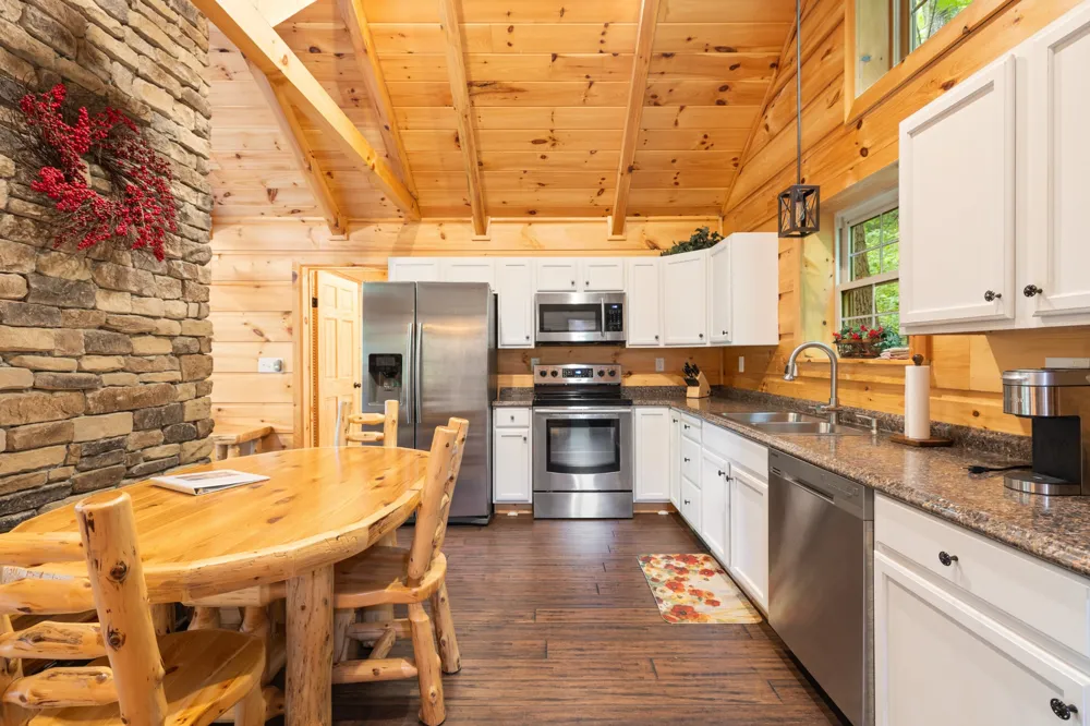 30 Bussell Ln Gordonsville, TN 38563