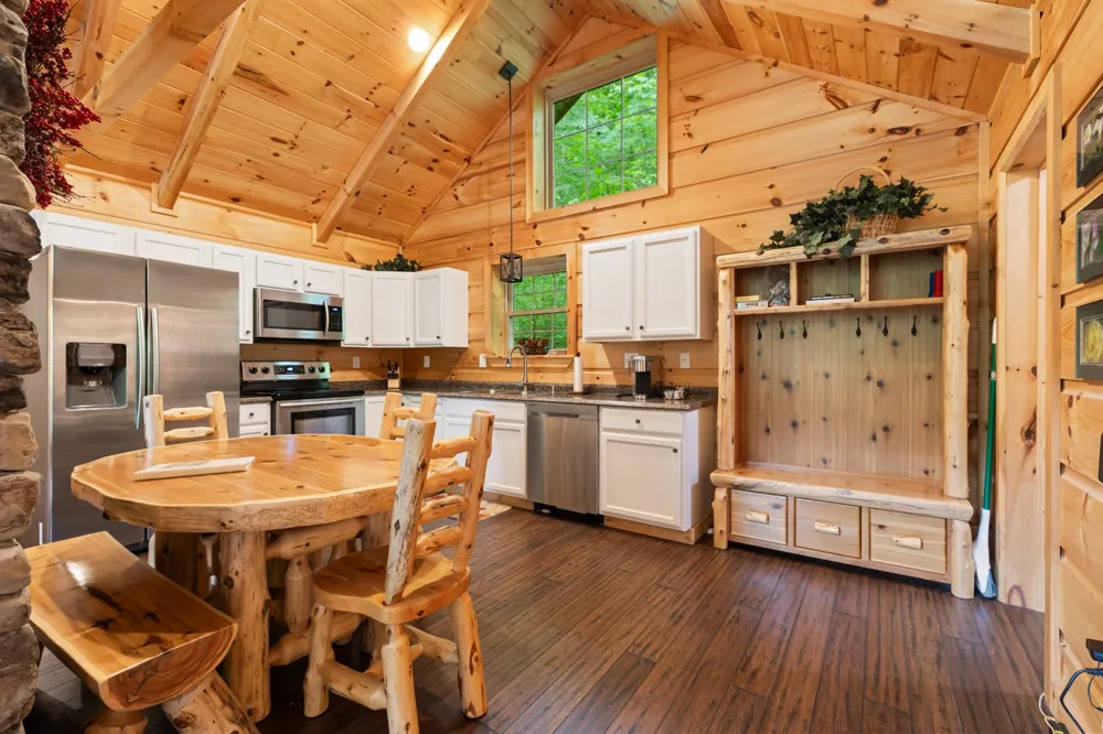 30 Bussell Ln Gordonsville, TN 38563