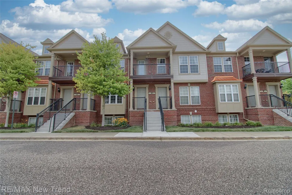 28021 HOPKINS DRIVE Novi City, MI 48377