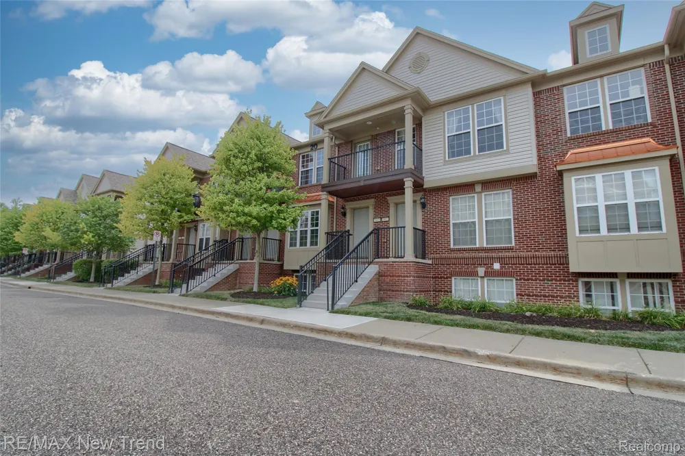 28021 HOPKINS DRIVE Novi City, MI 48377