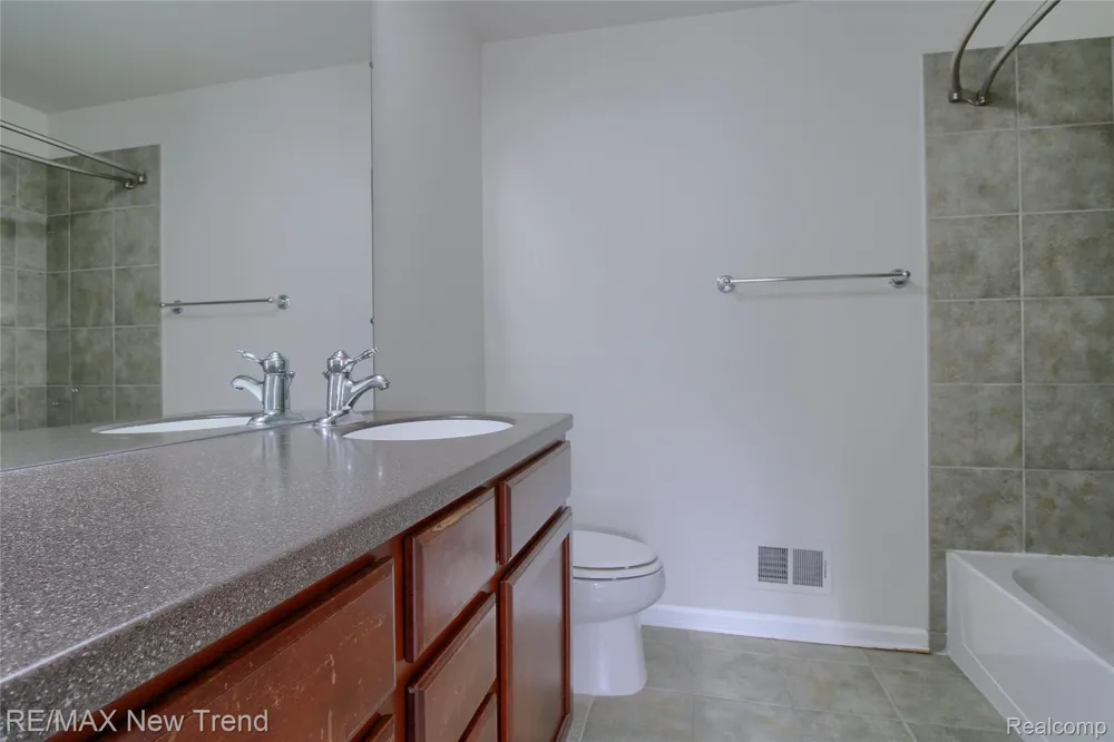 28021 HOPKINS DRIVE Novi City, MI 48377